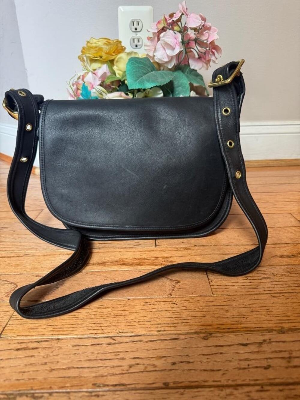 VINTAGE COACH 9951 BLACK PATRICIAS SHOULDER PURSE BAG (pu160